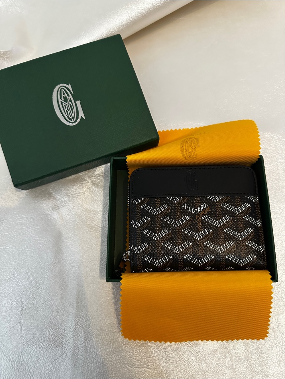 Goyard Brown & Black Zip Card Holder with Signature Chevron Pattern
